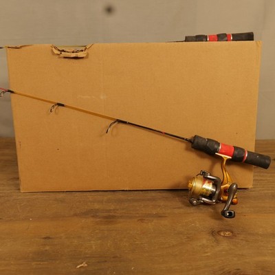 Fishing Rod Reel Combo Spinning Reel Gold Red 5.2:1 Gear Ratio Light Action