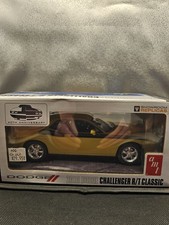 AMT 2010 Dodge Challenger R/T Classic Yellow ...