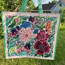 REUSABLE SHOPPING TRAVEL TOTE BAG FLORAL🦋 ECO FRIENDLY TJX NEW