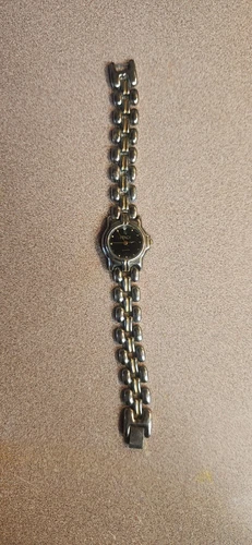 Orologio Donna Vintage Fendi Quarzo Per Ricambi ** LEGGERE DESCRIZIONE **