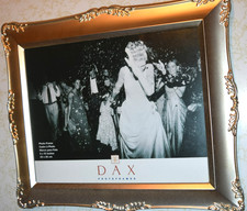 VTG, METAL GOLD COLOR PICTURE FRAME 8" x 10" Photo 10.25" x 12.25" Outer New