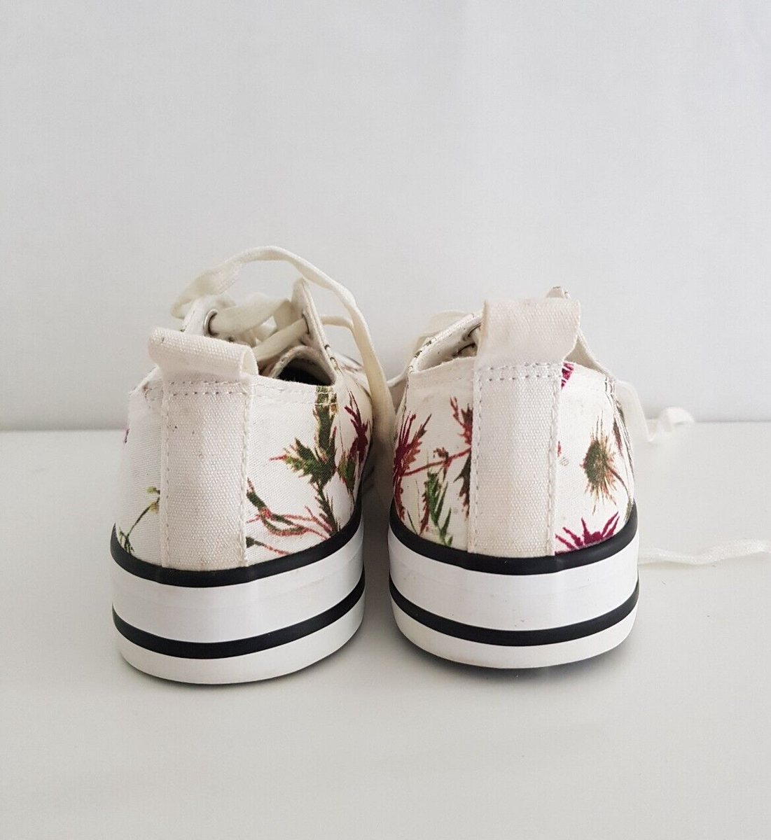 Primark White Canvas Trainers Women Zapatillas Converse Imitacion - Main Image