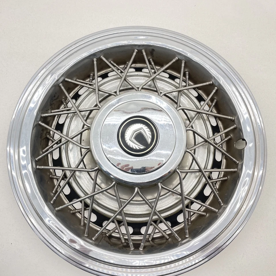 Chrysler LeBaron Mopar 1990-1995 15" radios tipo cable tapacubos cubierta de rueda W277 Foto 2 de 4