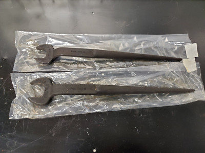 Klein Tools 1-1/4 & 1-7/16 in. Spud Wrench Set 3212-H & 3213-H NOS Made in USA