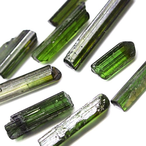 12.35Ct. Natural Gemstone Tourmaline Green Color Rough Unheated Mine Nigeria - Picture 2 of 7