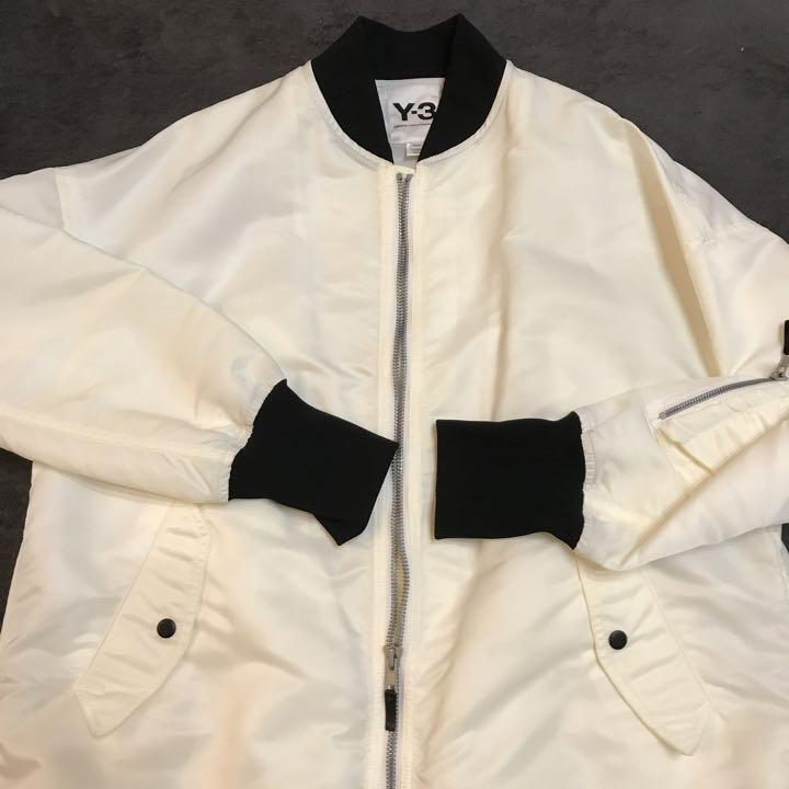 s-l1200.jpg s-l1200.jpg