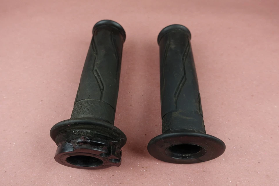 2009 2010 2011 2012 2013 2014 Yamaha YZF R1 manillar empuñaduras tubo acelerador Foto 2 de 4