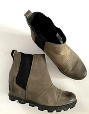 Sorel Joan of Arctic Wedge Pull On Chelsea Boots Leather Women's Size 9.5 US