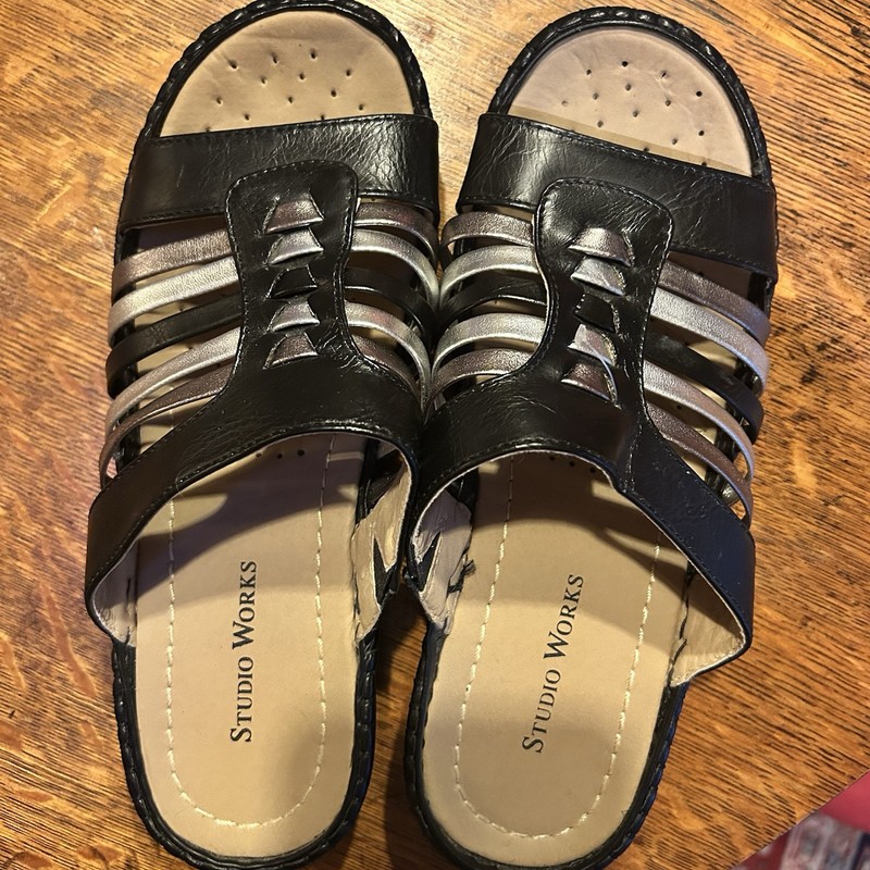 Studio Works Slides Size 7 Black/Silver/Bronze