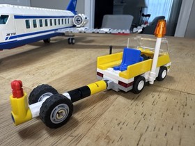 LEGO City 3181 Passenger Plane & 3658 Police Helicopter Lot Prebuilt Minifigures