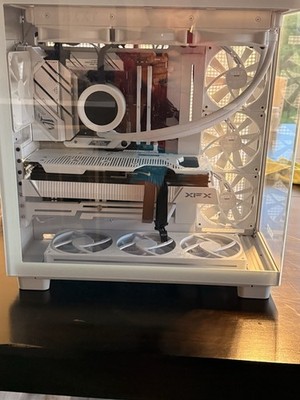 All white Gaming Pc