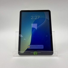 WiFi Only Apple iPad Air 4th Gen 64GB Silver Bundle