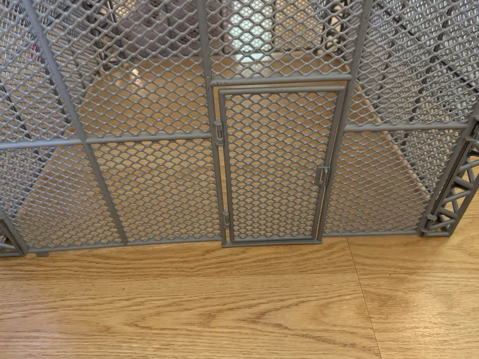 Jakks Pacific WWE Hell in a Cell Juego Jaula con Anillo de Primavera. Foto 2 de 4