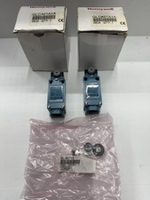 (2) Honeywell GLCA01A1A Pressure Switches/ (1) GL-85710 Switch Arm-New In Box