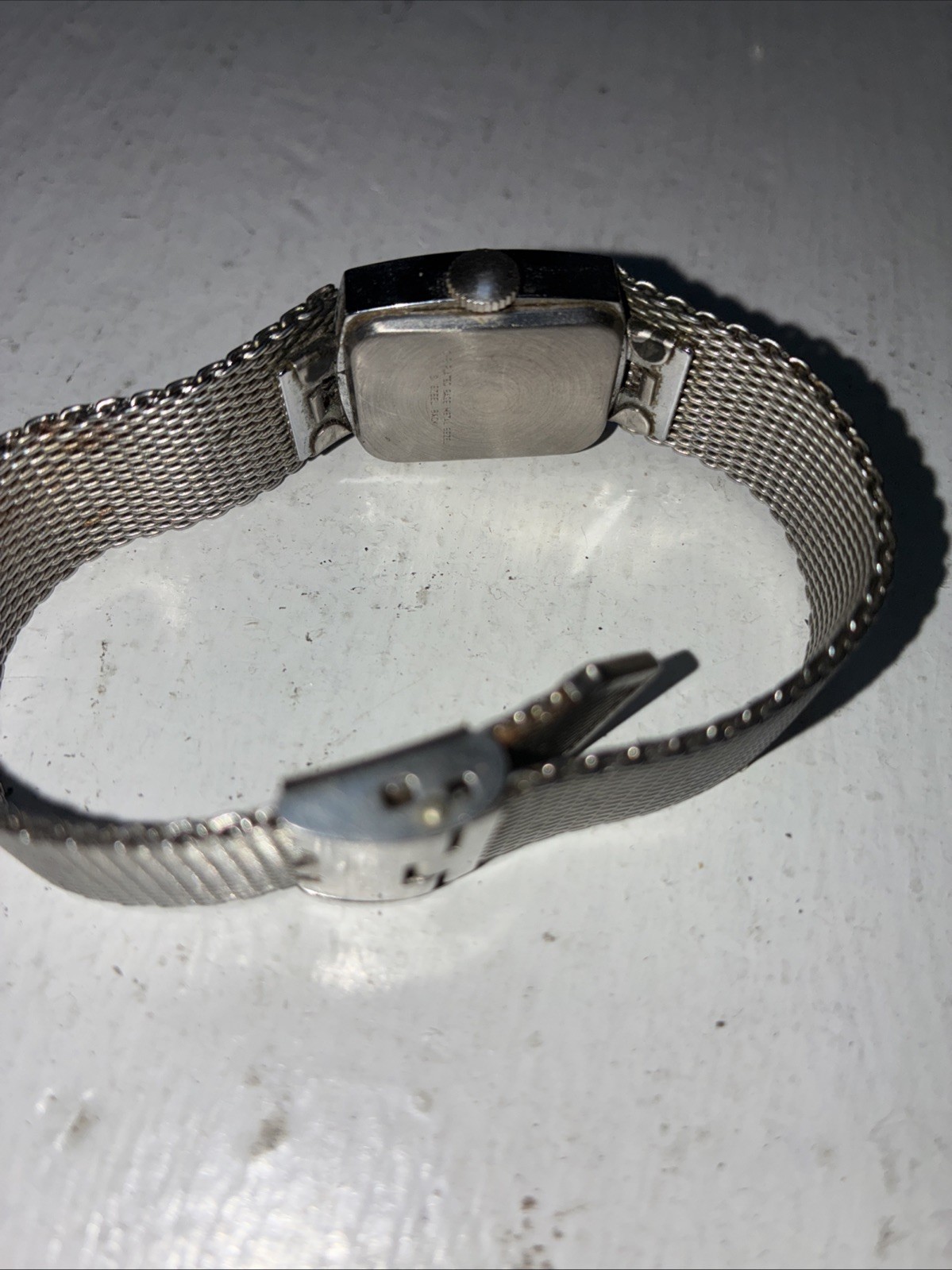 VINTAGE RARE UNIQUE TIMEX RECTANGULAR WINDING MOV… - image 4