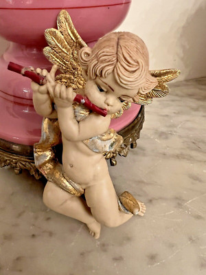 Vintage Depose Stil italienischer kleiner Gummi Cherub Kitt Wandbehang