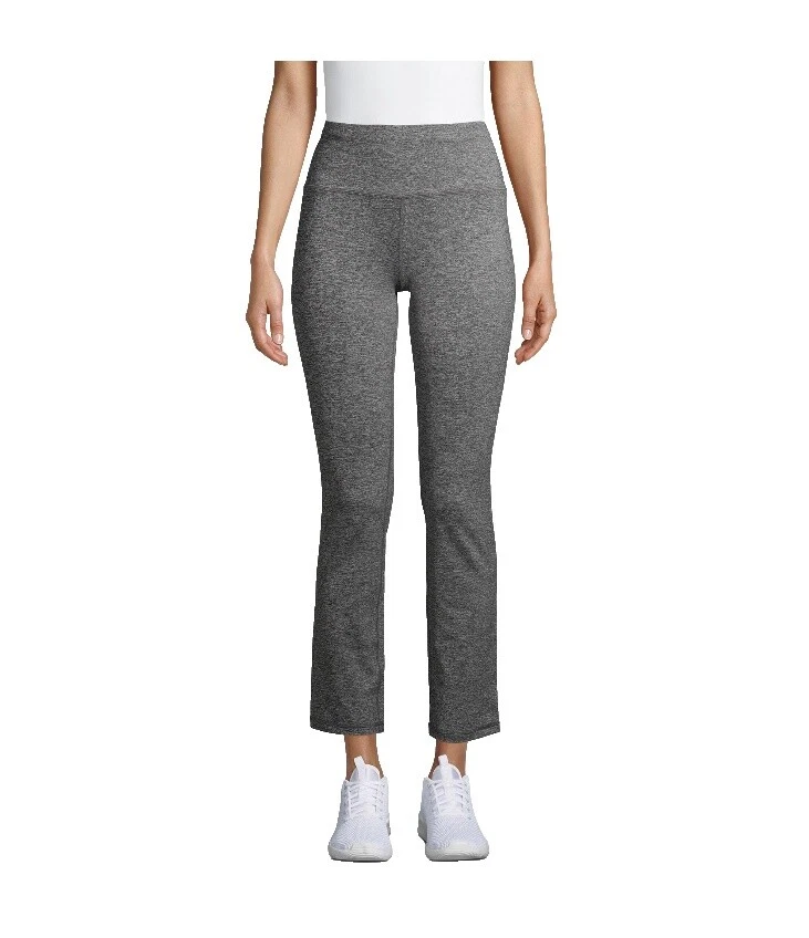 Avia petites roupas para mulheres