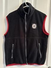 Marlboro Unlimited Gear Vest Size Medium M Black Red Compass Full Zip Pockets