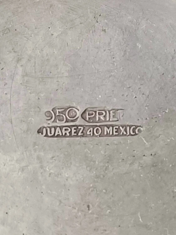 Cuenco acanalado martillado de plata de ley Juárez Prieto México 950 de 6" de diámetro Foto 4 de 4