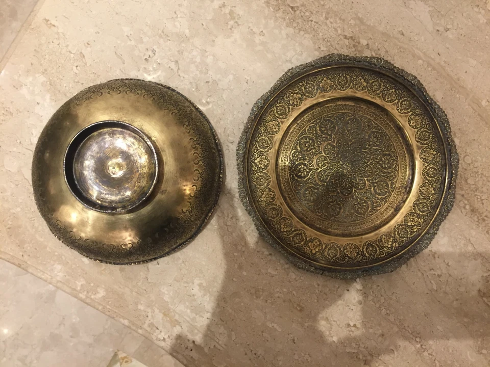 Bandeja y cuenco antiguo islámico hecho a mano aguja grabado latón Foto 3 de 4