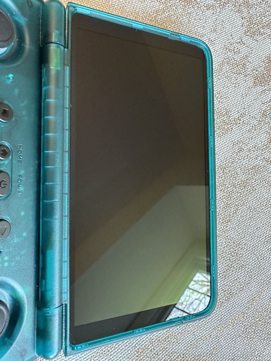 Retroid Pocket Flip 2 SD865 - Retro Gaming Android Handheld - Ice
