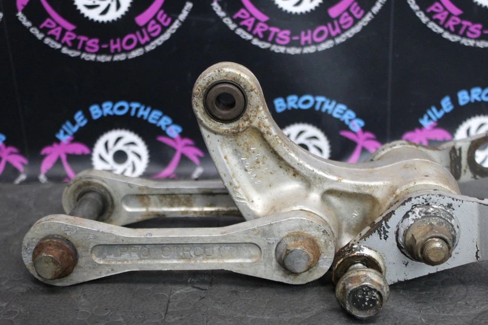 Kawasaki KX250 1992 PRO CIRCUITO AMORTIGUADOR TRASERO BRAZO SUSPENSIÓN 46102-12 Foto 2 de 4