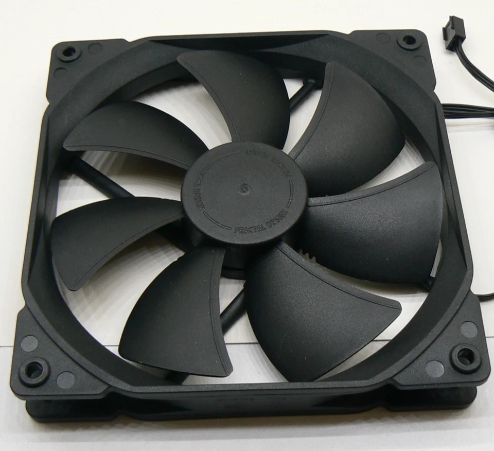 Fractal Design Dynamic GP-14 140mm Case Fan – Quiet, High Airflow, Black - Image 4 of 4