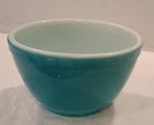 Vintage 1940's PYREX Small Blue Mixing Bowl 1-1/2 Pint Capacity (401 Before 401)