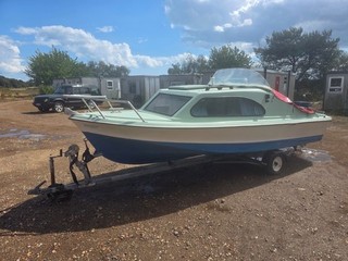 17.5ft Shetland 535 Cabin Boat with Yamaha 40HP Outboard & Trailer