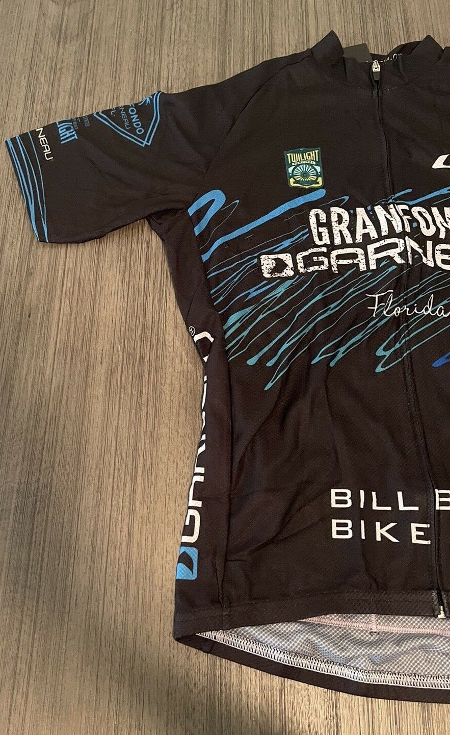 Picture 3 of 12
