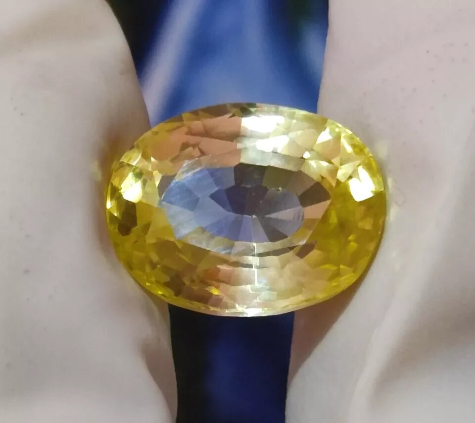 Oval Cut Loose Gemstone 8.95 Ct Superb Natural Montana Yellow Sapphire Certified