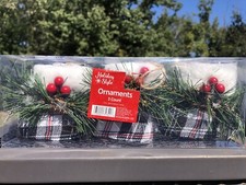 3 Christmas Buffalo Check Plaid Boot Fabric Ornaments White Red  Black 3.5" NEW