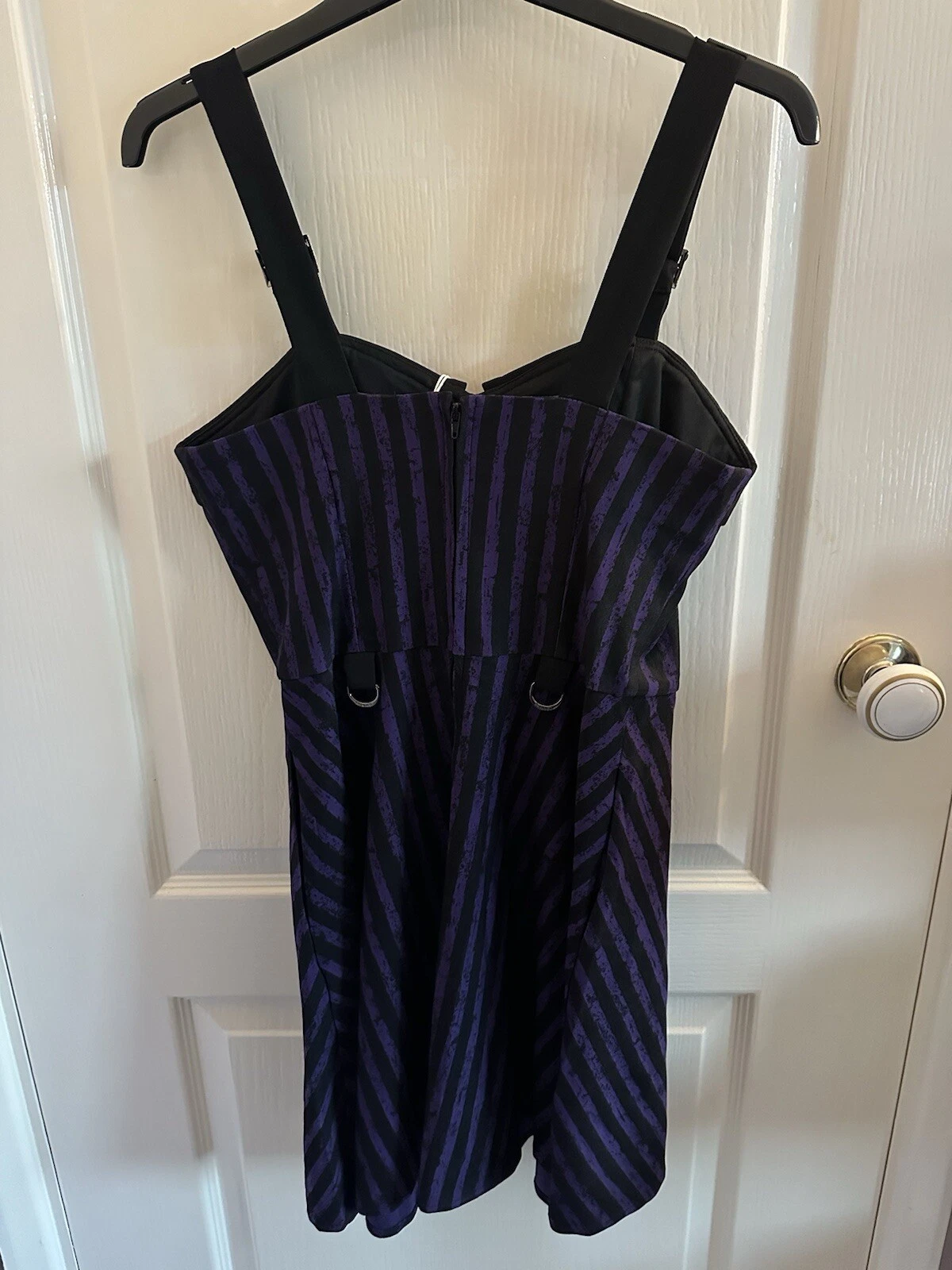 VETEMENTS Abito a righe Banned Apparel