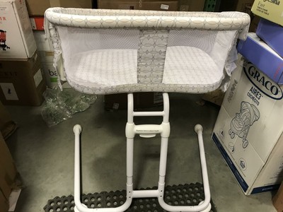 halo bassinest glide sleeper mosaic