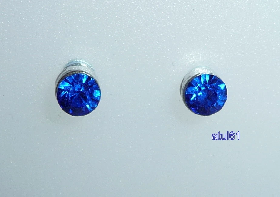 Magnetic Fake Stud Earrings Non Piercing Crystal Man's Ladies Fashion Jewellery - Image 4 of 4
