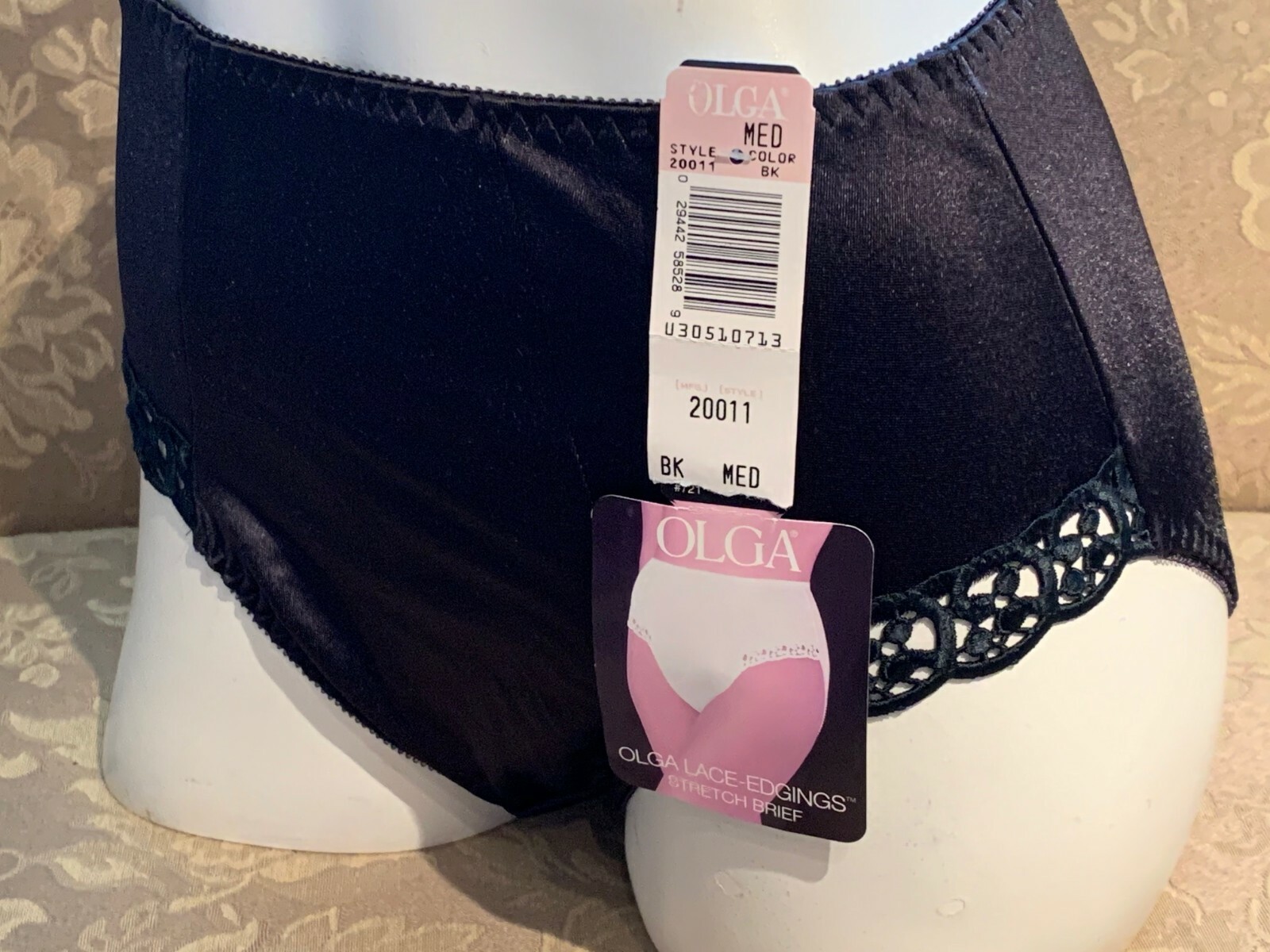 VINTAGE OLGA LACE EDGINGS BLACK SATIN FULL BRIEF PANT… Gem