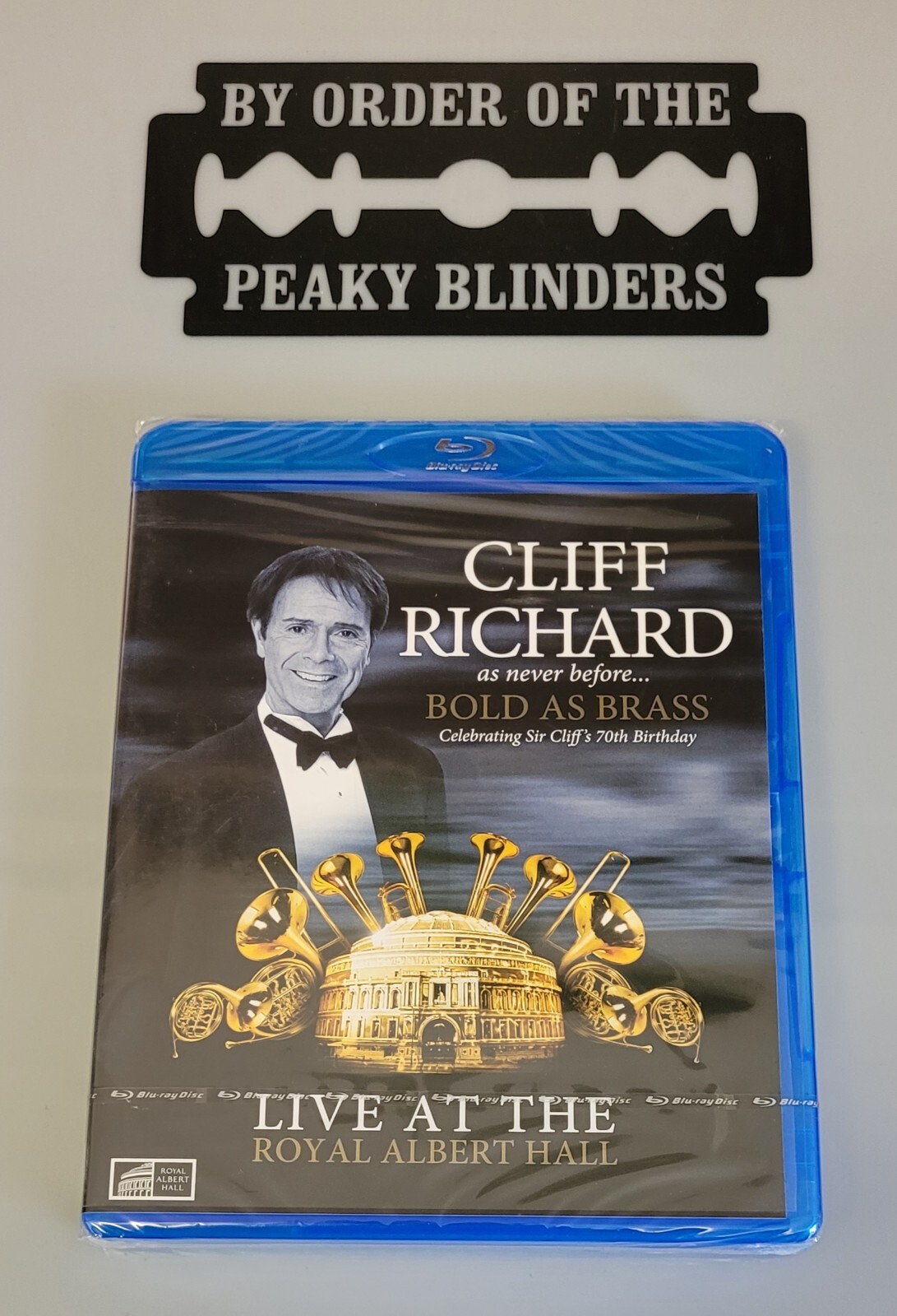 CLIFF RICHARD BOLD AS BRASS LIVE AT THE ROYAL ALBERT HALL BLU-RAY 💿