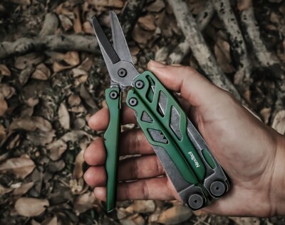 NexTool Flagship Pro Multi Tool Green Stainless Steel Handles Belt/Cord Cutter