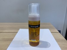 Neutrogena Clear and Soothe Mousse Cleanser - 150 ml - FREE UK POSTAGE