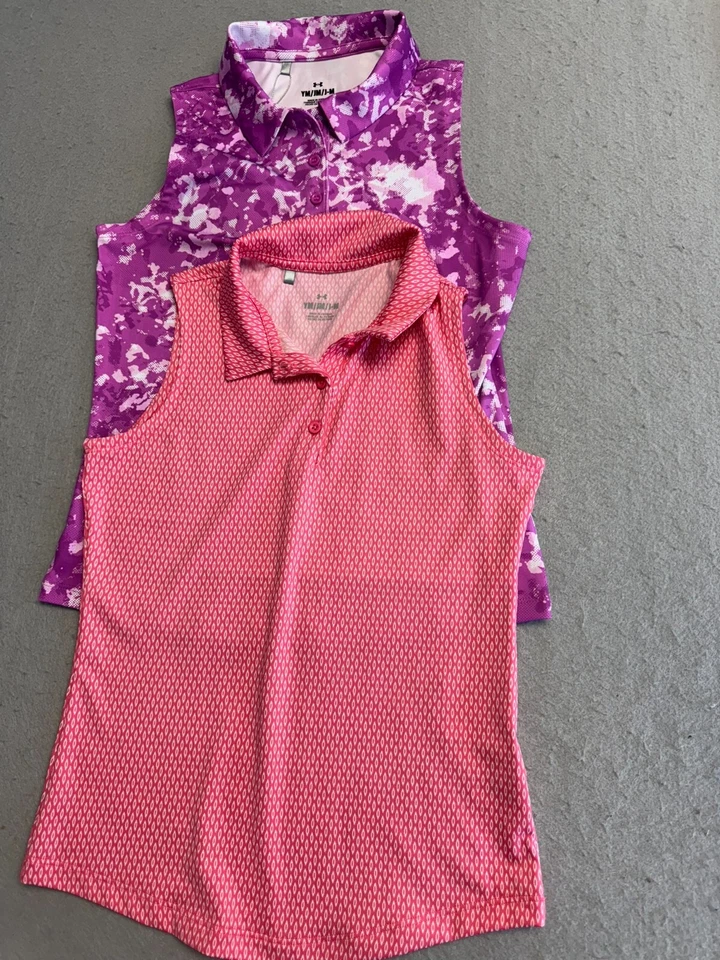 (2) Nuevo conjunto de polos de golf Under Armour para jóvenes medianos 10-12 niñas estampado de hojas precio de venta sugerido por el fabricante $110 Foto 2 de 4