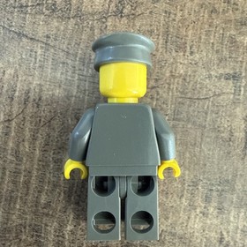 Lego Star Wars Imperial Officer Smiling Face Death Star Final Duel RETIRED 7201