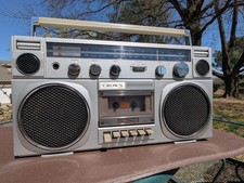 Vintage Crown CSC-52F Stereo Radio Cassette Recorder Boombox Tested Radio Works