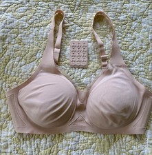 Honeylove Crossover Bra Tan Nude Wireless Mesh Detail Size Medium, EUC.
