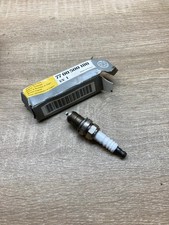 7700500180   Spark plug Fits for Renault Megane I