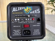 Paul C Buff - Alien Bees B400 Flash Unit Light - 160WS - Works Perfectly