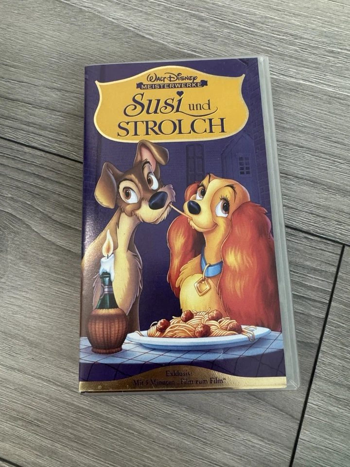 Walt Disney Meisterwerke Susi und Strolch 1997 VHS Video-Kassette mit Hologramm