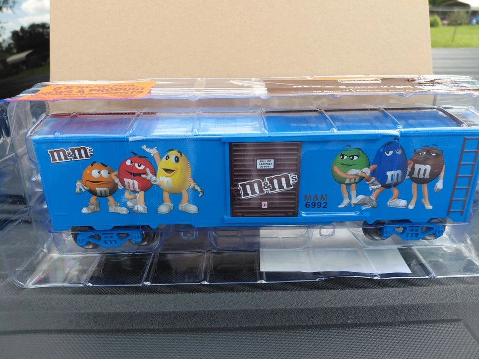 Menards 279-8132 M & M M&M's Candy Box Car Light Blue O 027 New Sealed in box - Image 3 of 4