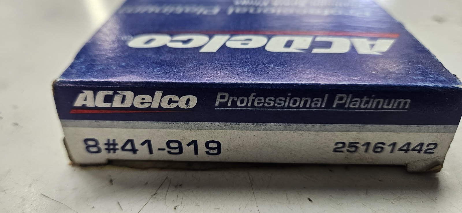 Lot of 8 AC DELCO 41-919 Spark Plugs 25161442