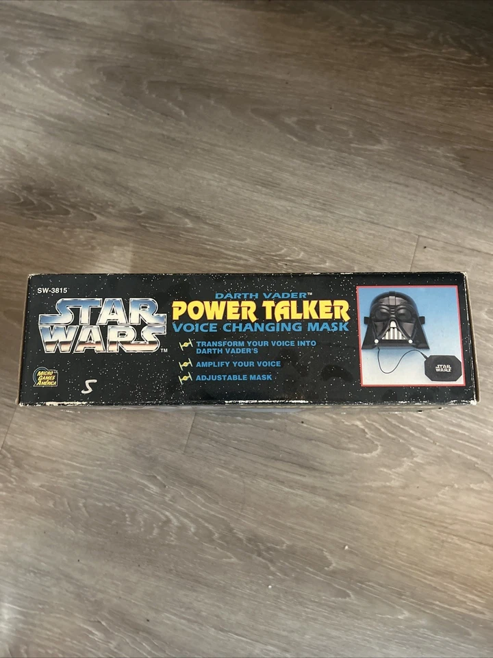 Star Wars 1995 MGA Electronic Darth Vader Power Talker Voice Changing Mask - Image 2 of 3