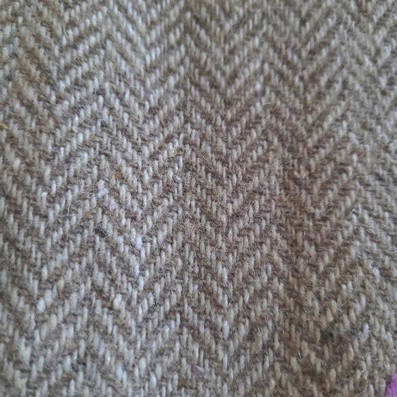 Picture 4 of 5
